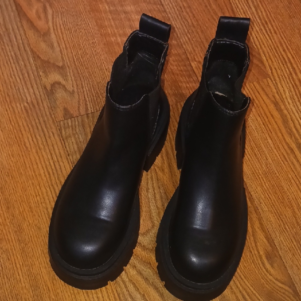 H&M Black Ankle Boots